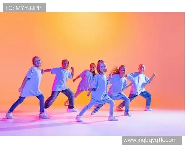 周秀英专访：从街头到舞台的舞蹈人生与心路历程回顾